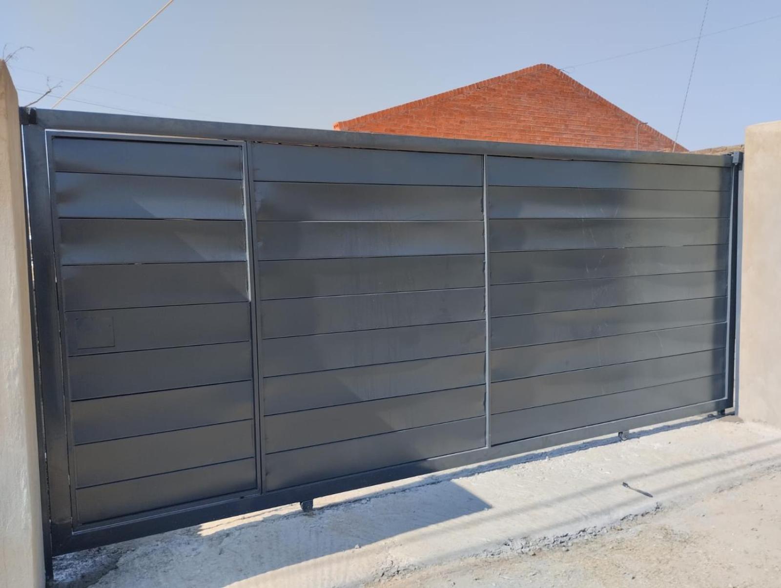 Stylish Self Catering Unit In Maseru Cbd Bagian luar foto